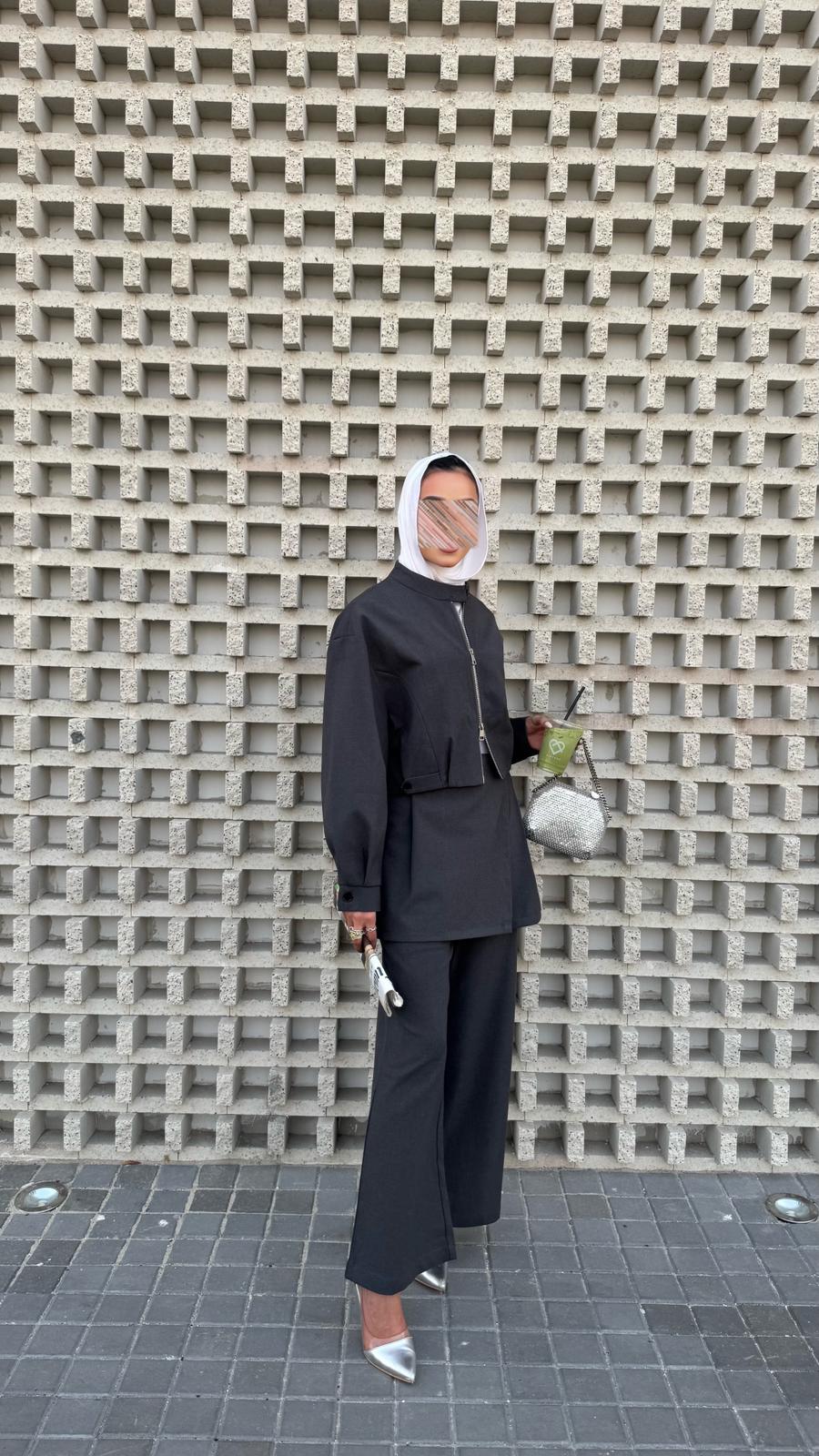 Cropped Jacket w/Pleated Jogger Pants